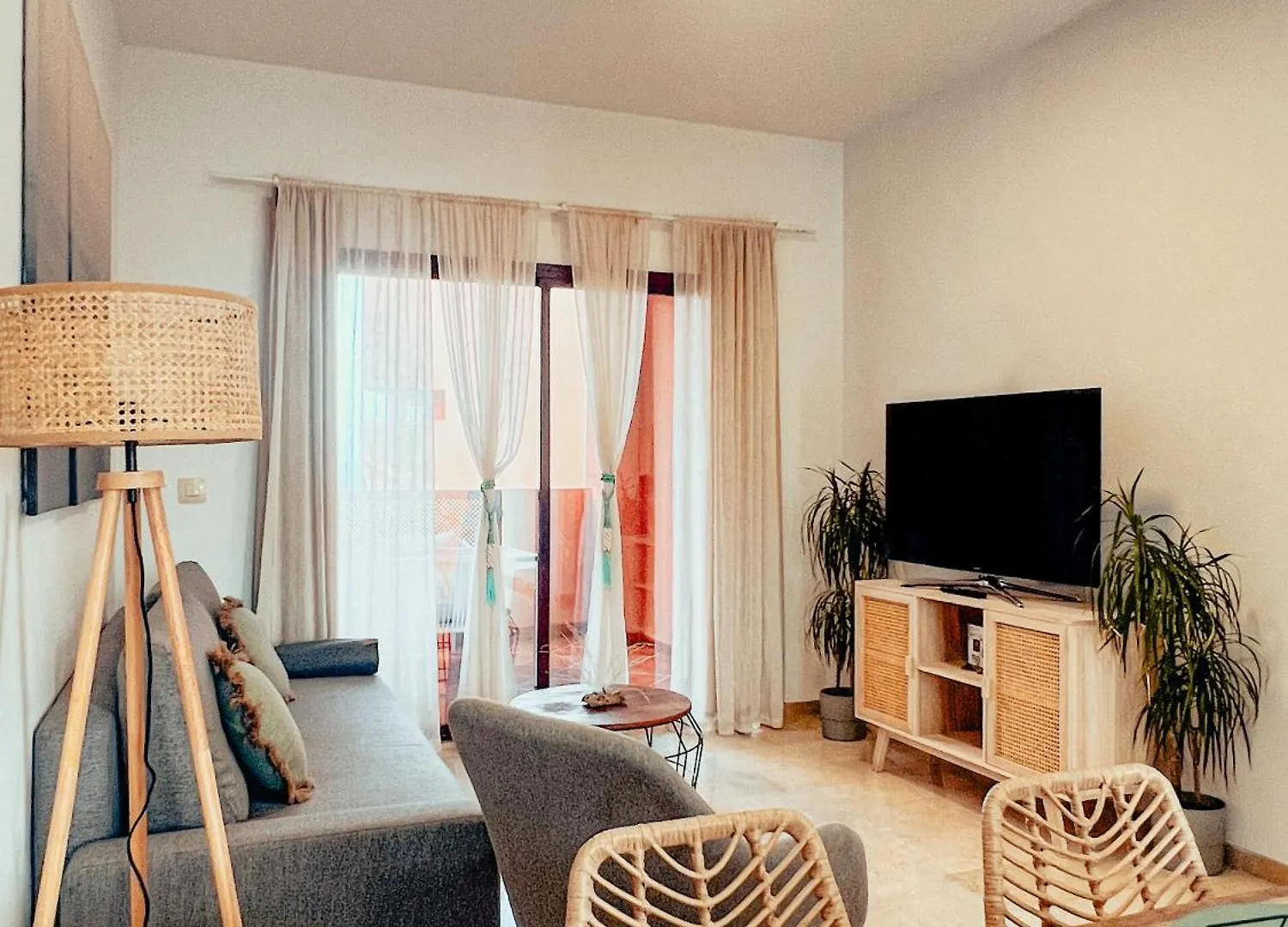 Cn-340 Suites Estepona Apartment